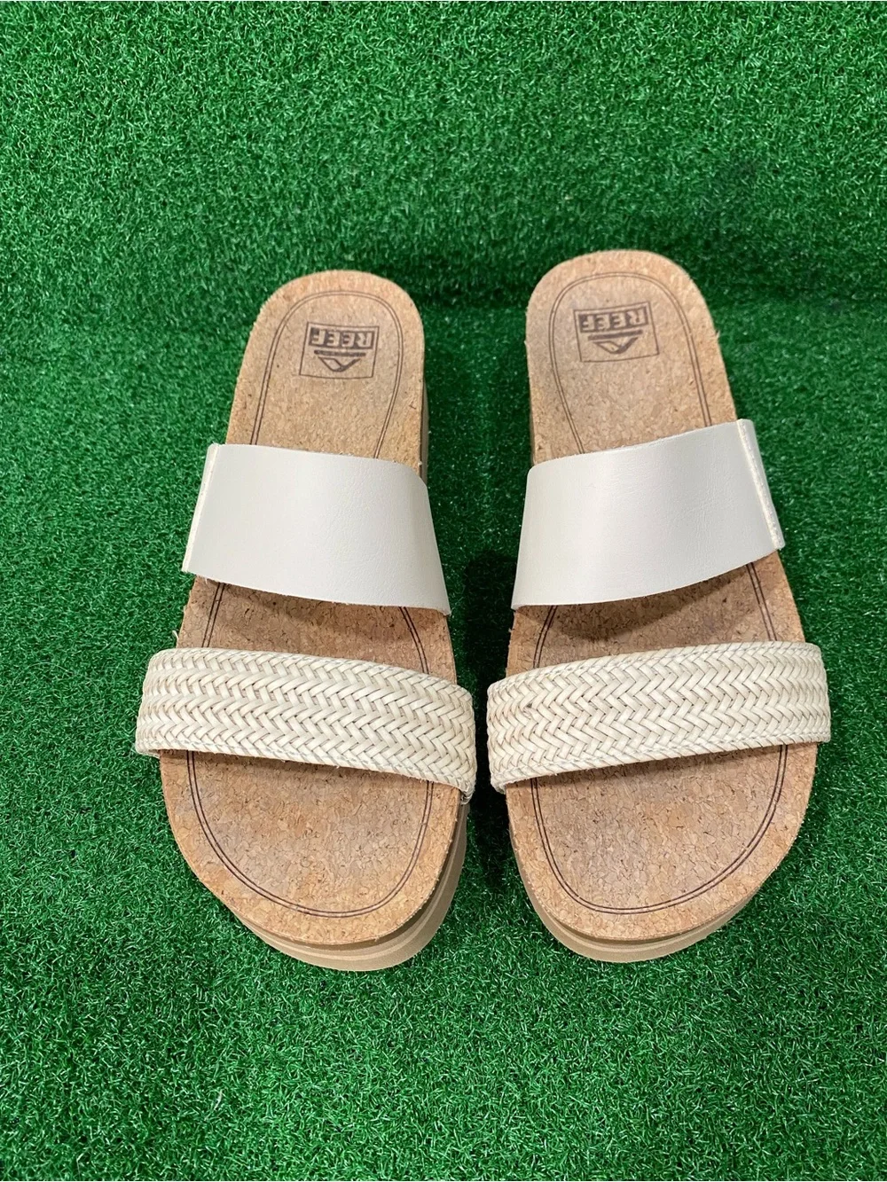 Reef Women's Cushion Vista Hi Sandal Sz 8 Women’s  (Ago 026)